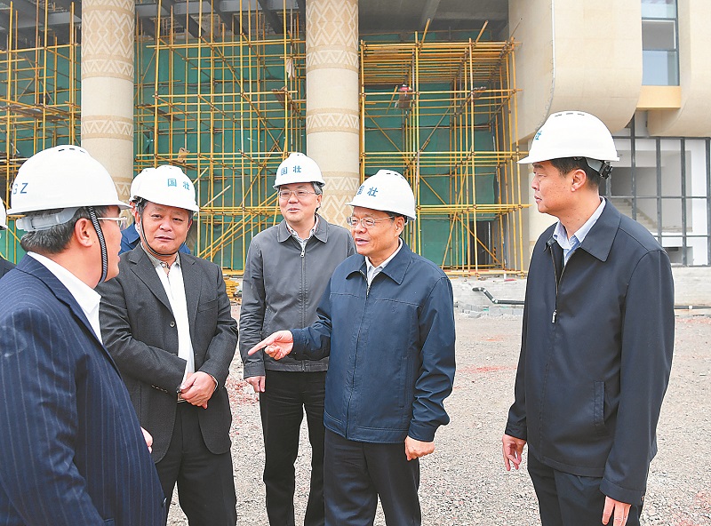 陈武检查自治区成立60周年重点工程