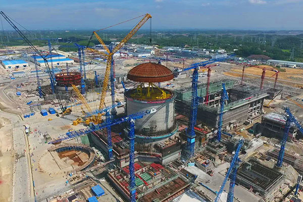 “华龙一号”示范项目广西防城港3号核电机组完成穹顶吊装